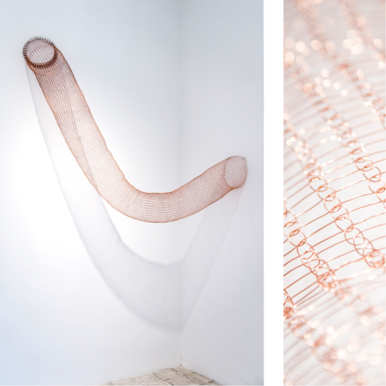 “Sin Título”, (detalle), 2014, Serie- Sin Título, Alambre de cobre tejido, Dimensiones variables, 260 cm x 32 cm (diámetro)